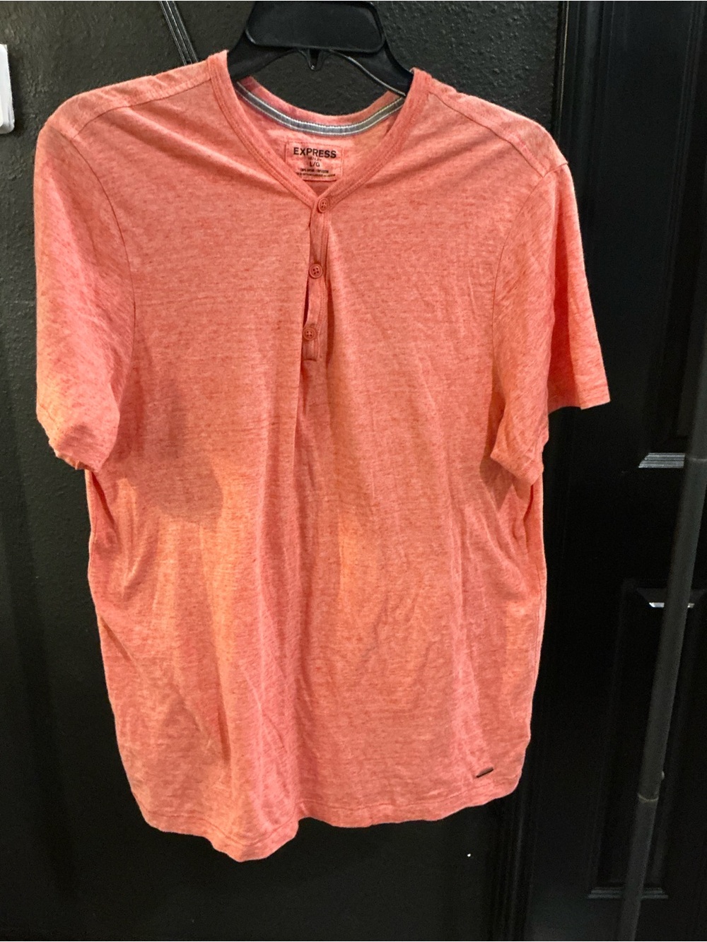 Express Men's Heather Coral Henley Tee